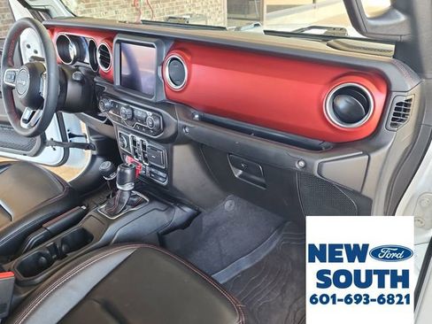 Used 2023 Jeep Gladiator Rubicon w/ LED Lighting Group image 14