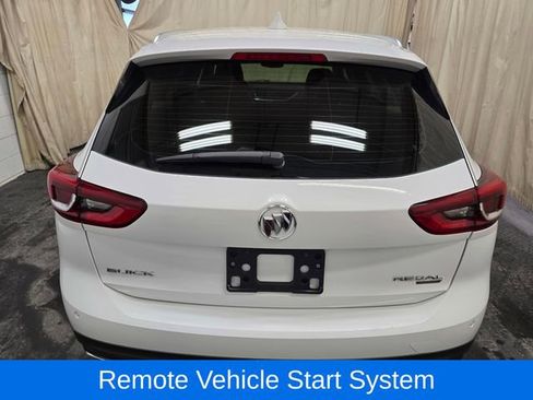 Used 2018 Buick Regal Preferred w/ Sights and Sounds Package image 8