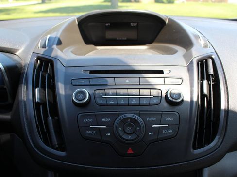 Used 2018 Ford C-MAX SE w/ Cold Weather Package FWD image 24