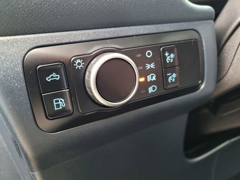 Certified 2024 Ford Maverick XLT image 17