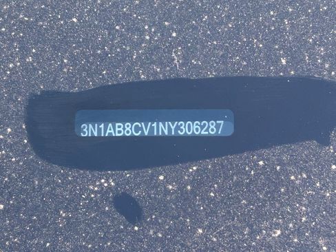 Used 2022 Nissan Sentra SV w/ Trunk Package image 31