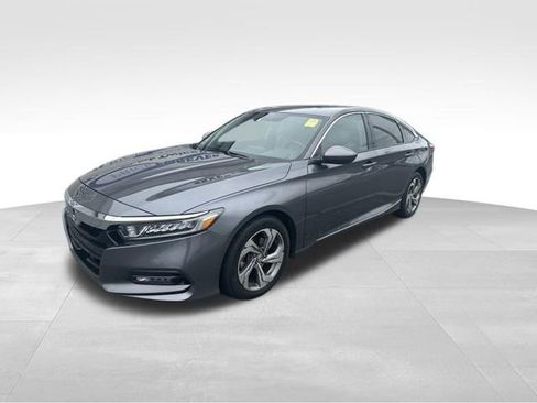 Used 2018 Honda Accord EX image 19