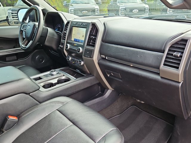 Used 2020 Ford Expedition Max XLT w/ Equipment Group 202A RWD image 24