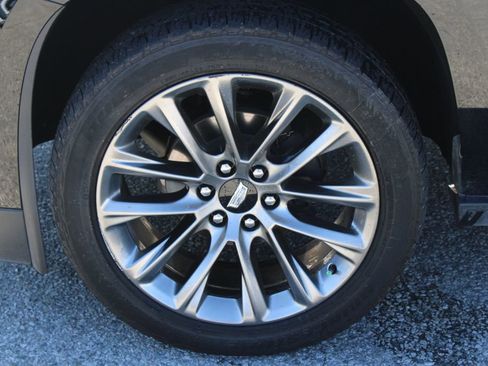 Used 2020 Cadillac Escalade Platinum w/ Escalade Sport Edition image 8