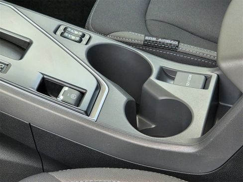 Used 2025 Subaru Crosstrek 2.0i Premium image 22