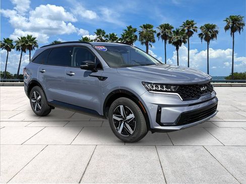 Used 2023 Kia Sorento S FWD image 1