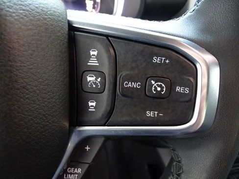 Certified 2025 RAM 1500 Big Horn AWD/4WD image 8