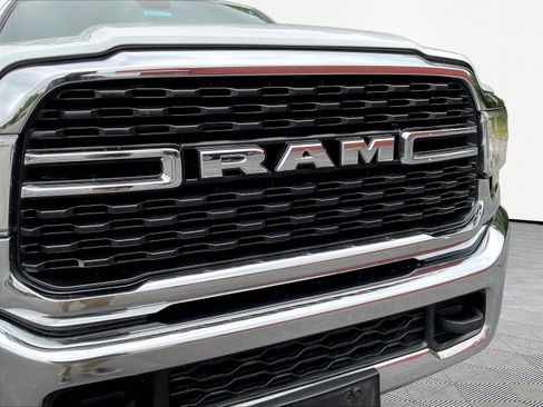 Used 2024 RAM 2500 Big Horn AWD/4WD image 30