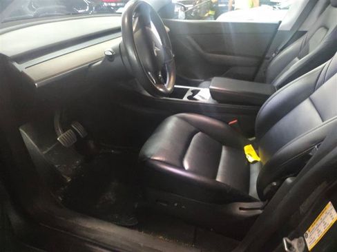 Used 2022 Tesla Model Y Performance AWD/4WD image 5
