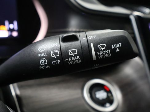 Used 2021 Jeep Grand Cherokee L Limited image 43