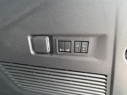 New 2026 GMC Yukon XL Denali Ultimate w/ LPO, Floor Liner Package AWD/4WD image 29