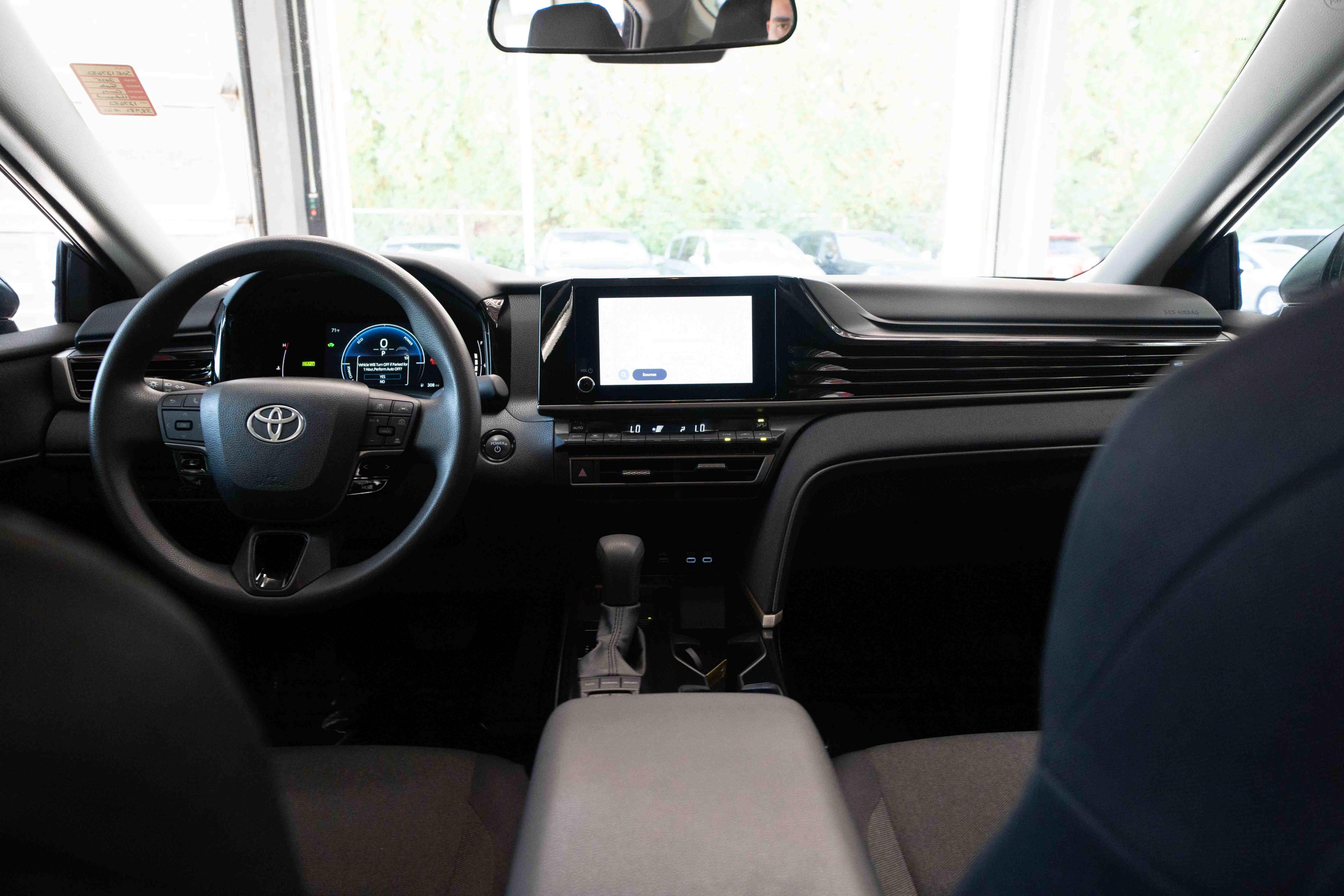 Used 2025 Toyota Camry LE FWD image 20
