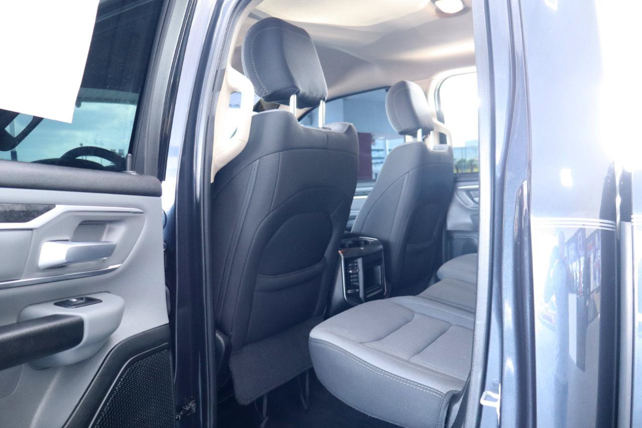 Used 2019 RAM 1500 Big Horn RWD image 29