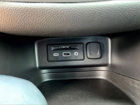 Used 2024 Chevrolet Equinox RS FWD image 16