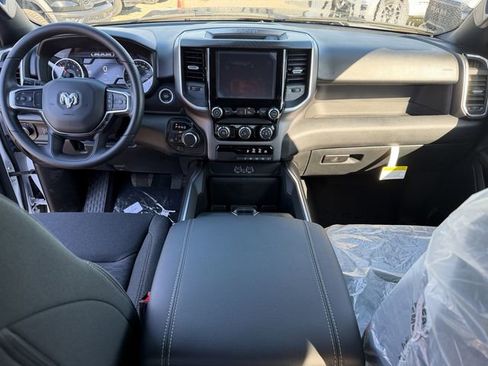 New 2026 RAM 1500 Express image 27