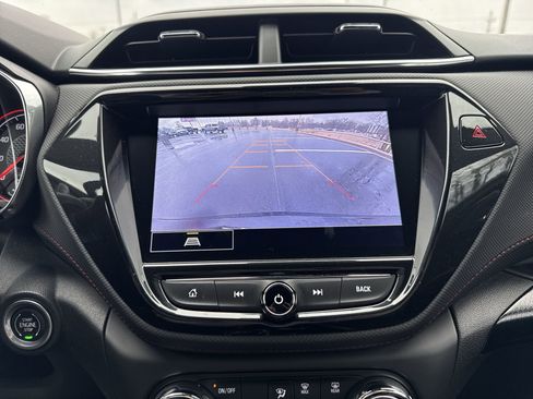 Certified 2021 Chevrolet TrailBlazer RS w/ Technology Package image 17