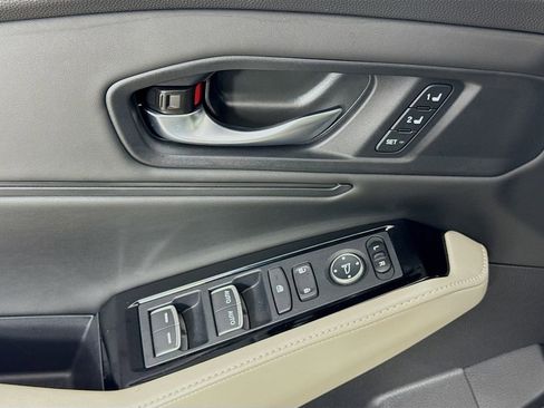Used 2025 Honda Accord Touring image 24
