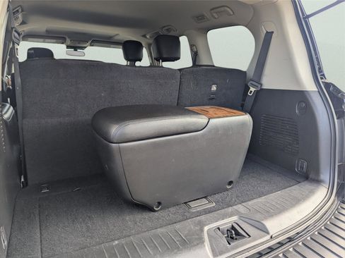 Used 2021 Nissan Armada SL w/ Captain's Chairs Package image 21