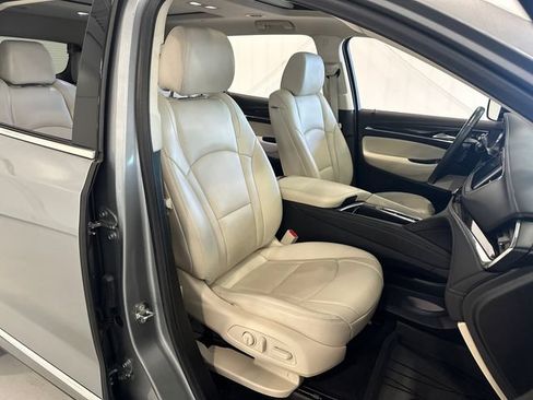 Used 2024 Buick Enclave Essence w/ Experience Buick Package AWD/4WD image 33