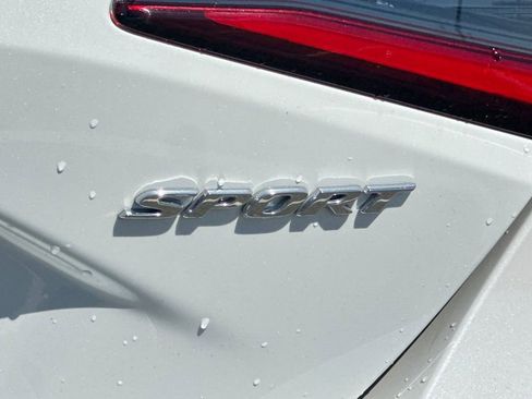 Certified 2025 Honda Civic Sport image 32