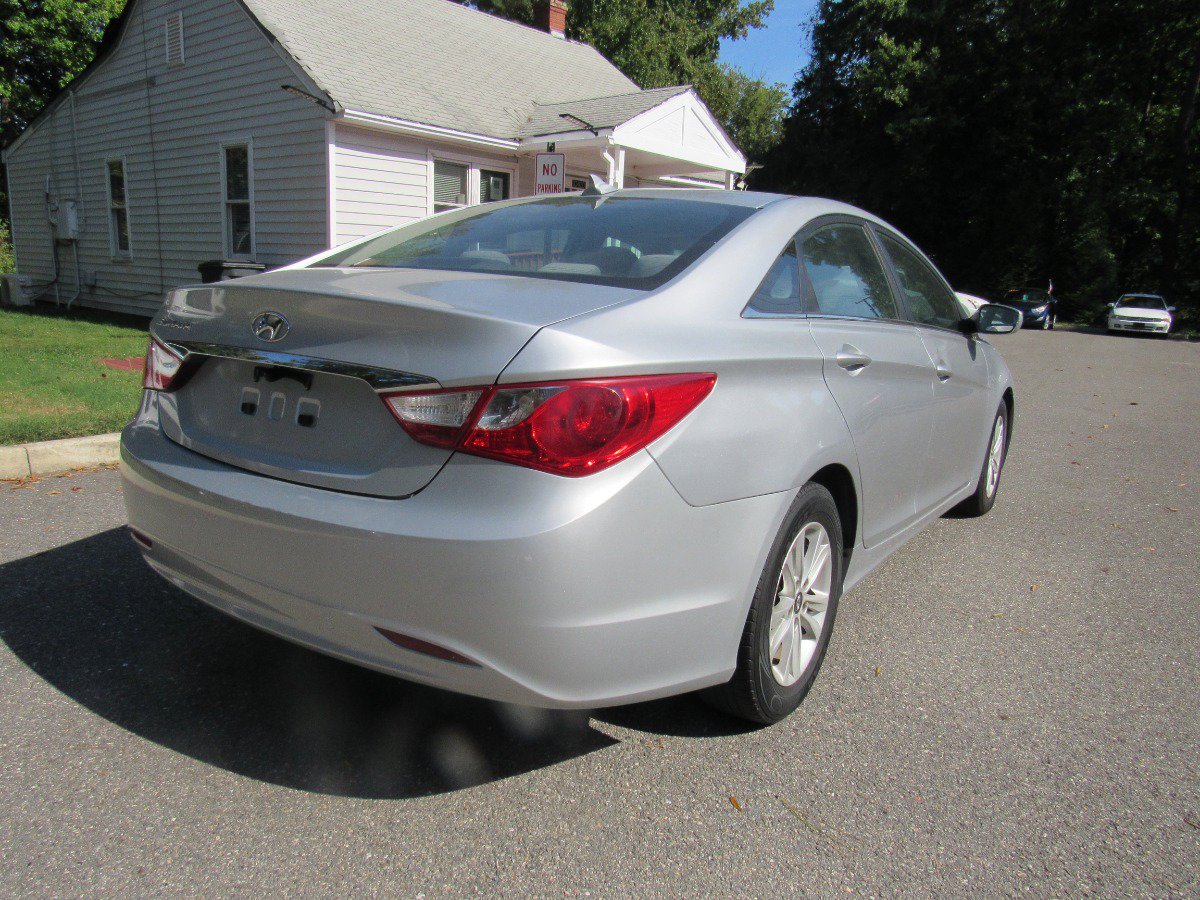 Used 2013 Hyundai Sonata GLS FWD image 5