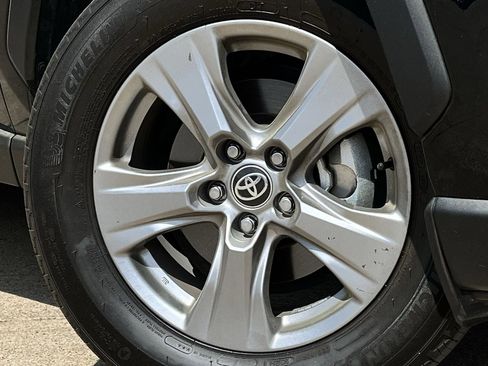 Used 2024 Toyota RAV4 XLE image 28