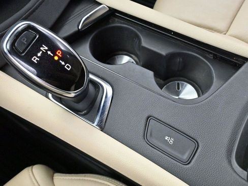 Used 2019 Cadillac XT5 Luxury FWD image 27