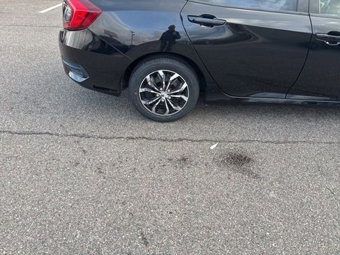 Used 2019 Honda Civic LX image 9