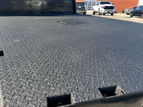 Used 2020 Ford F350 XL w/ Power Equipment Group image 9