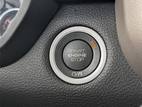 Used 2022 RAM 1500 Laramie image 30