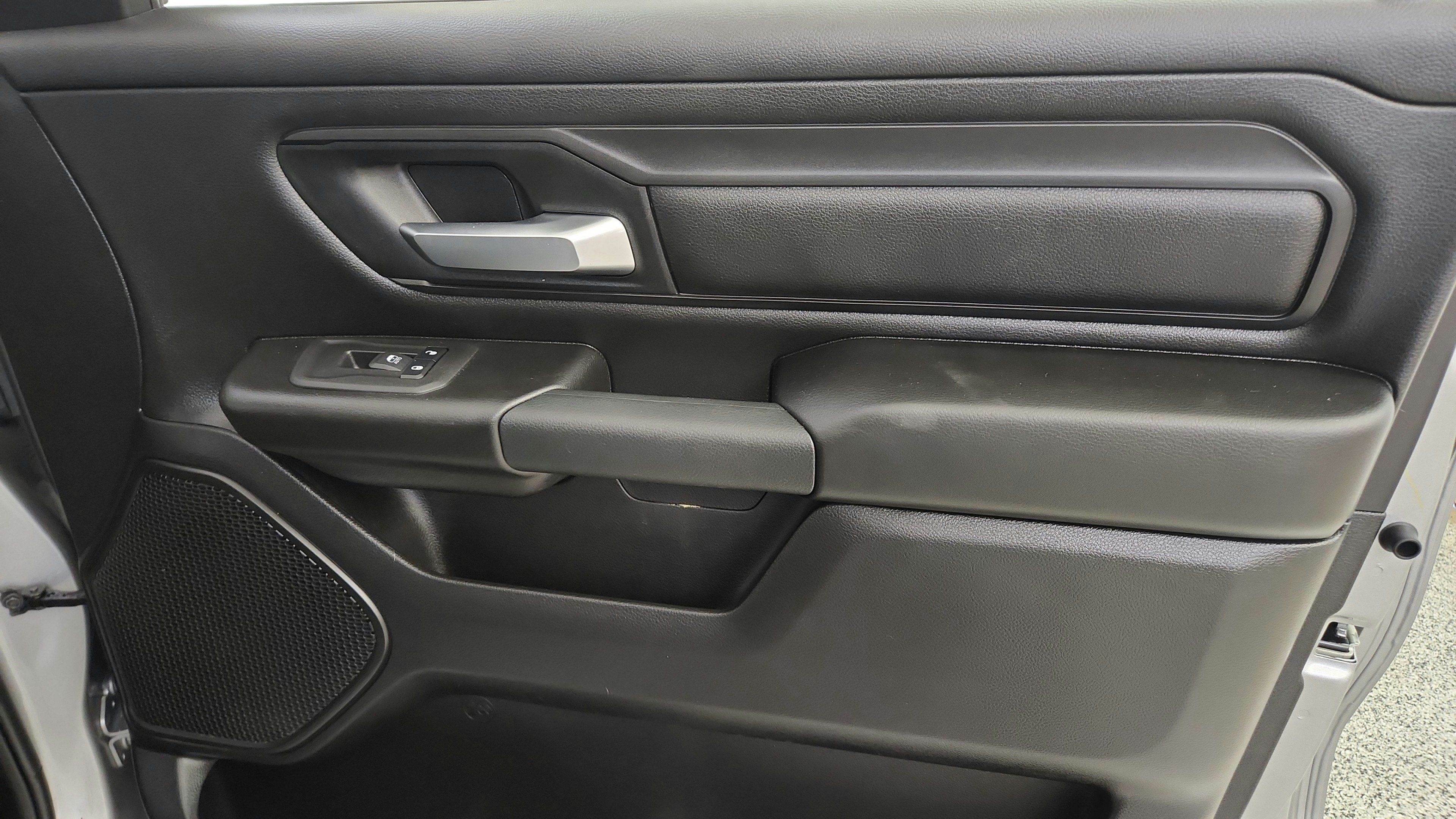 Used 2025 RAM 1500 Tradesman AWD/4WD image 32