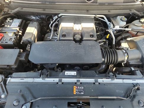 Used 2024 Chevrolet Colorado LT w/ LT Convenience Package image 29