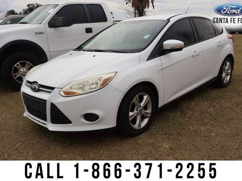 Used 2013 Ford Focus SE image 1