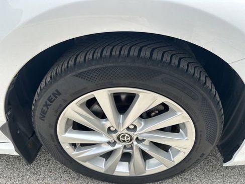 Used 2023 Toyota Camry SE FWD image 13