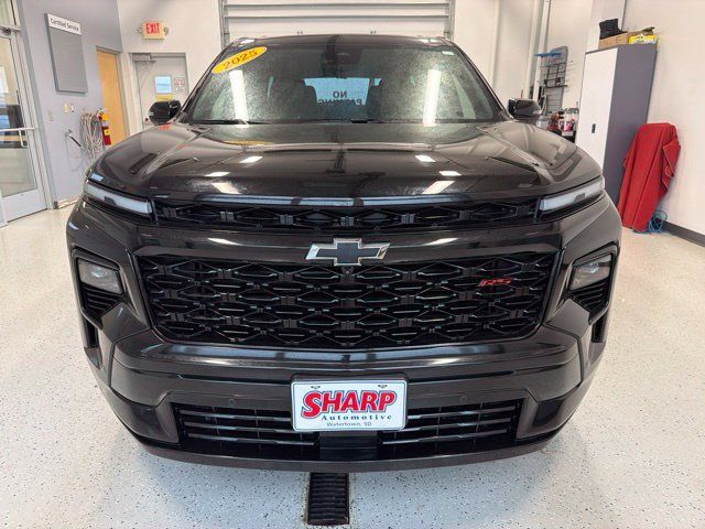 Used 2025 Chevrolet Traverse RS w/ LPO, Floor Liner Package AWD/4WD image 5