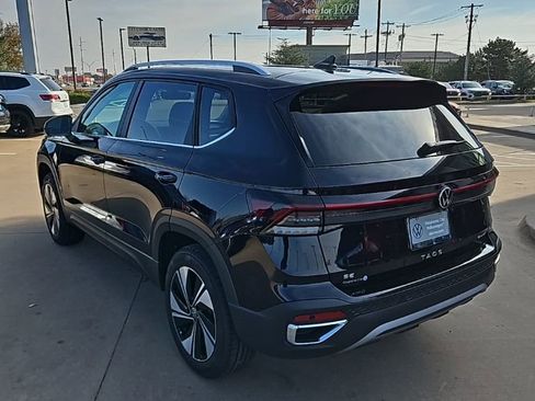 New 2026 Volkswagen Taos SE AWD/4WD image 7