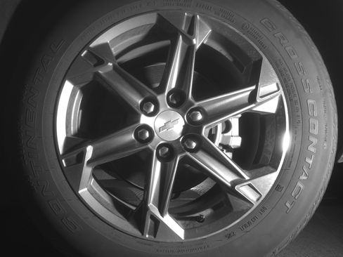Used 2025 Chevrolet Blazer LT FWD image 14
