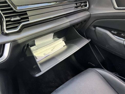 Used 2023 Kia Sportage SX Prestige image 33