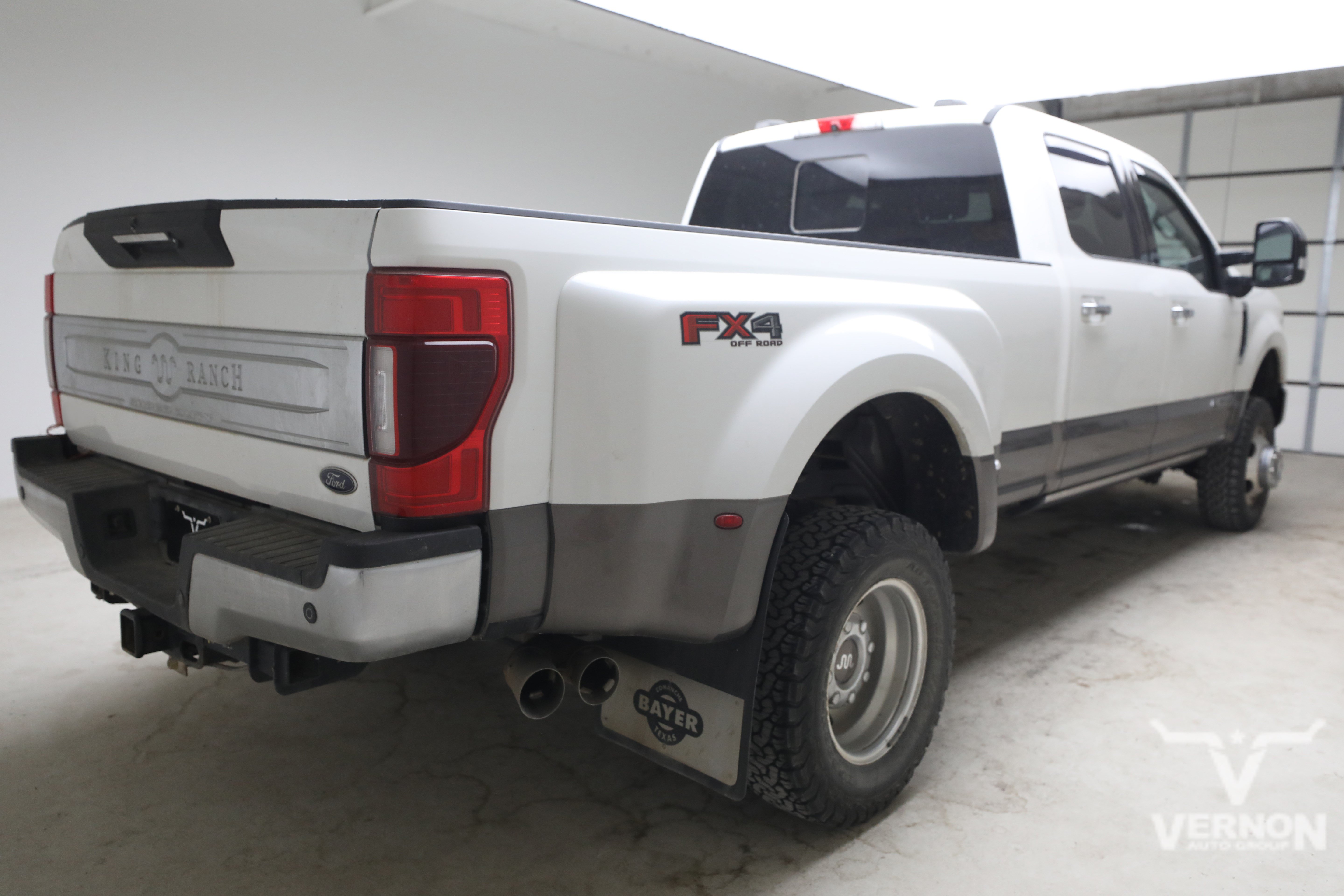 Used 2021 Ford F350 King Ranch w/ King Ranch Ultimate Package AWD/4WD image 4