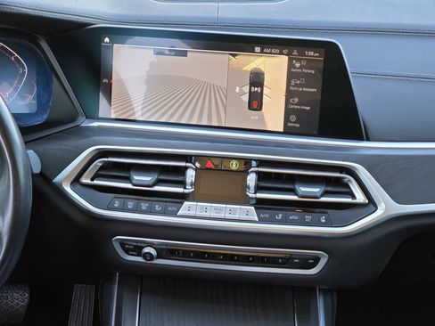 Used 2020 BMW X7 xDrive40i w/ Premium Package image 25