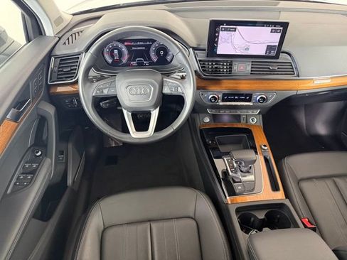 Used 2023 Audi Q5 2.0T Premium Plus w/ Premium Plus Package image 11