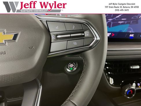 New 2026 Chevrolet Suburban LS w/ LPO, Dark Essentials Package AWD/4WD image 16