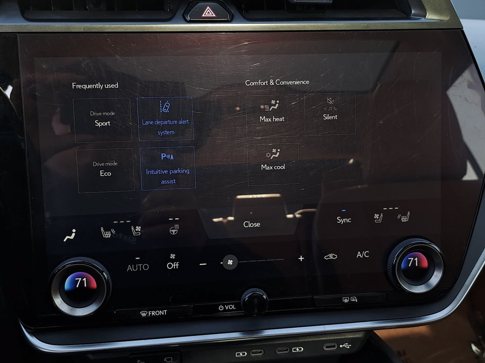 Used 2023 Lexus RZ 450e Premium w/ Technology Package AWD/4WD image 24