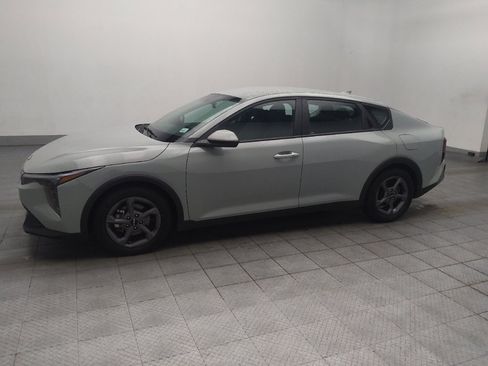 Used 2025 Kia K4 EX FWD image 2