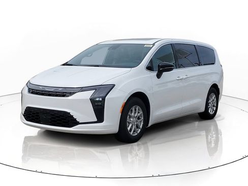 New 2027 Chrysler Pacifica Select FWD image 2