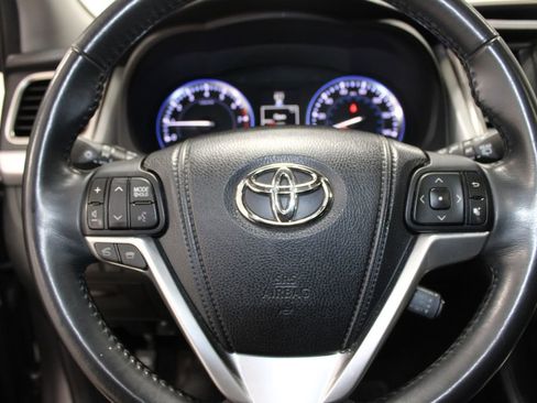 Used 2015 Toyota Highlander Limited AWD/4WD image 14