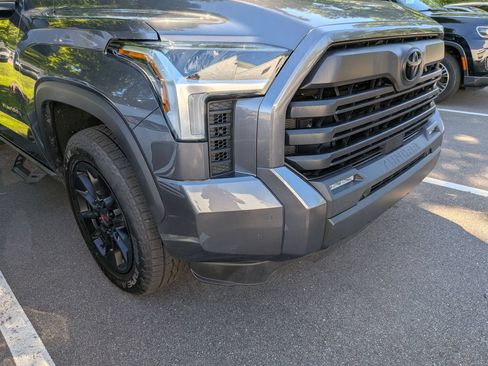 Used 2023 Toyota Tundra SR5 w/ SR5 Convenience Package RWD image 10