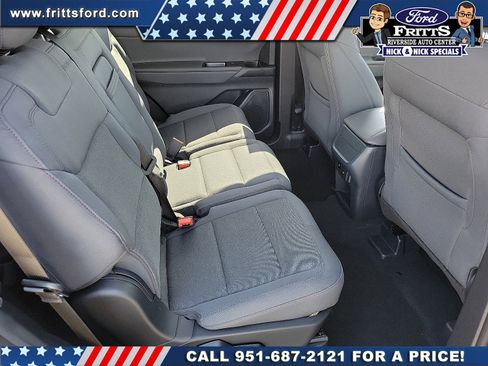 New 2026 Ford Explorer Active image 19