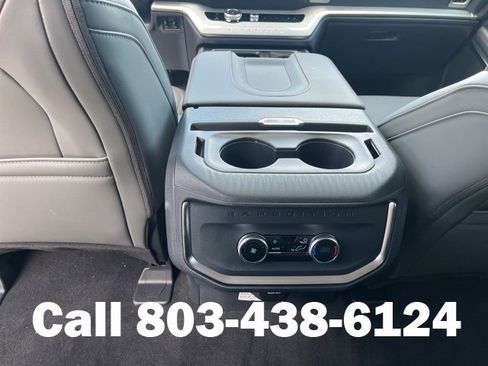 New 2025 Ford Expedition Active image 15