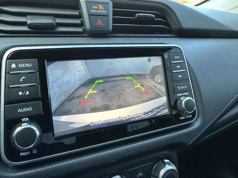 Used 2021 Nissan Versa S image 18